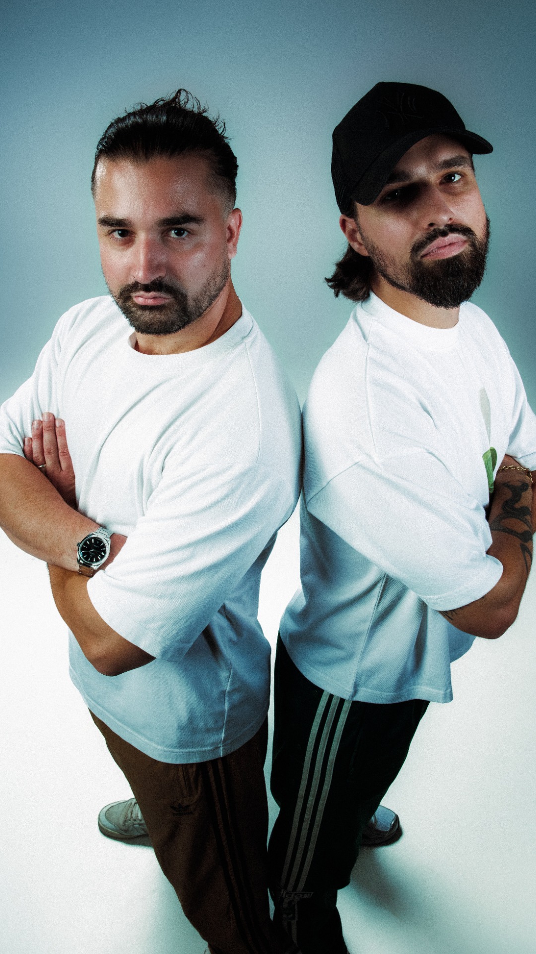 FAKE_FRIENDS - photo 1
